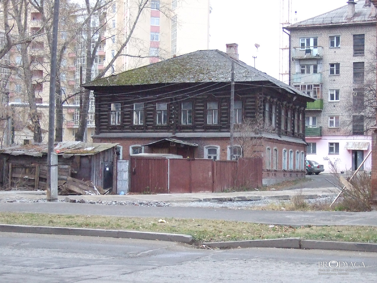 Дом мещанина А.А. Попова, Хохрякова 44, Екатеринбург (Ekaterinburg)